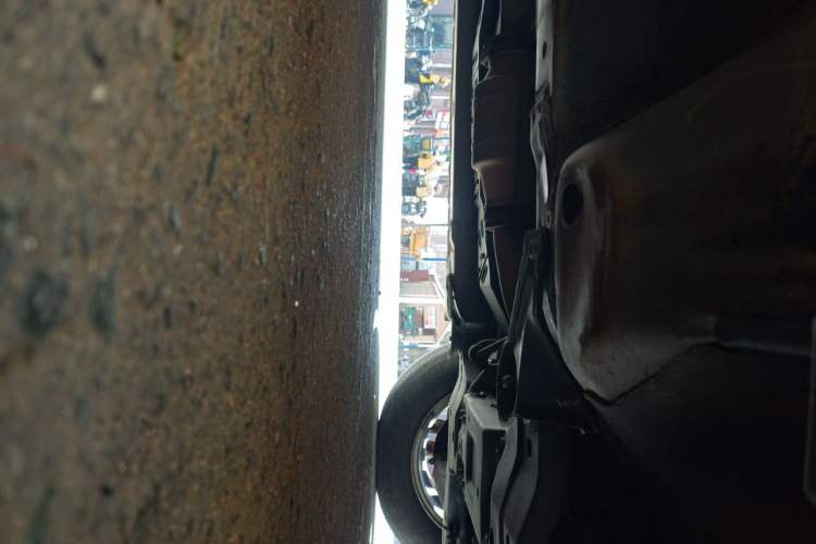 Used Hyundai Celesta 2011 1.6L Manual Luxury Model Chassis Front Right
