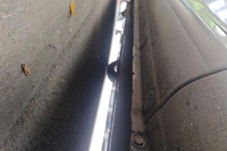 Used Hyundai Celesta 2011 1.6L Automatic Luxury Version Chassis Front Right