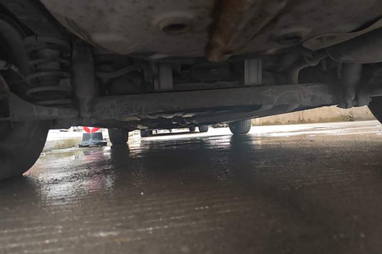 Used Hyundai Celesta 2011 1.6L Manual Comfort Edition Chassis Rear