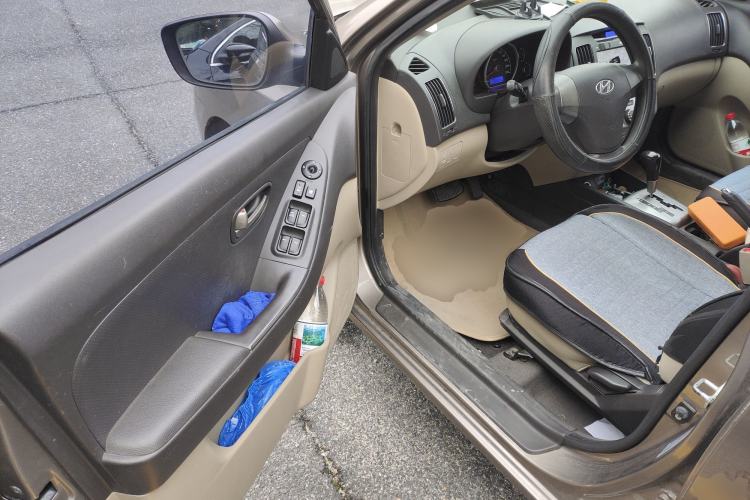 Used Hyundai Celesta 2011 1.6L Automatic Comfort Edition Driver Seat