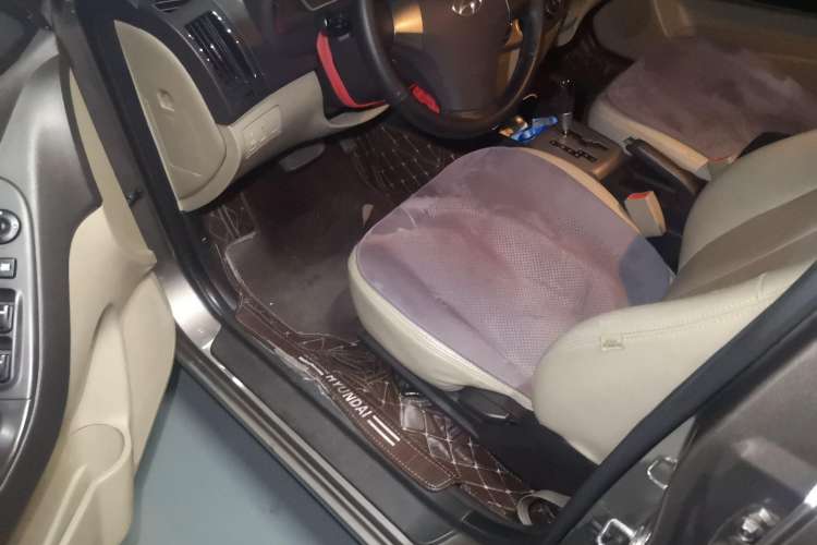 Used Hyundai Celesta 2011 1.6L Automatic Comfort Edition Driver Seat