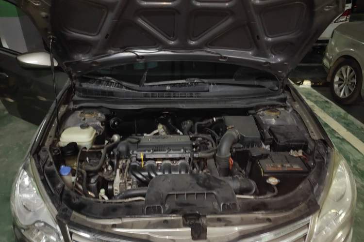 Used Hyundai Celesta 2011 1.6L Automatic Comfort Edition Engine Bay