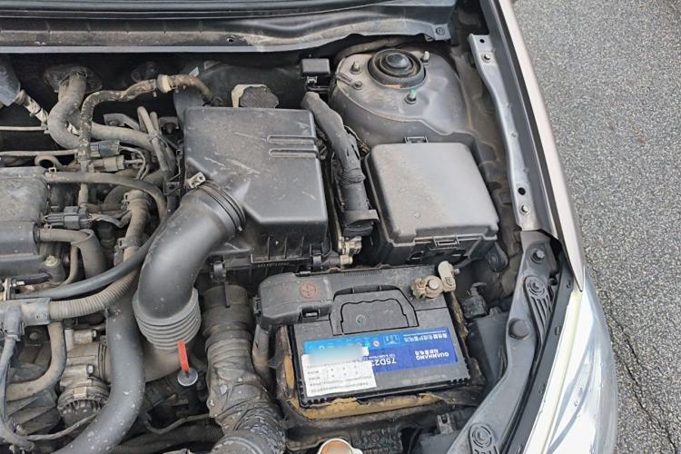 Used Hyundai Celesta 2011 1.6L Automatic Comfort Edition Engine Bay Left
