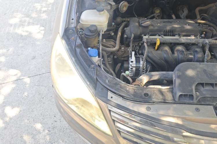 Used Hyundai Celesta 2011 1.6L Manual Comfort Edition Engine Bay Right