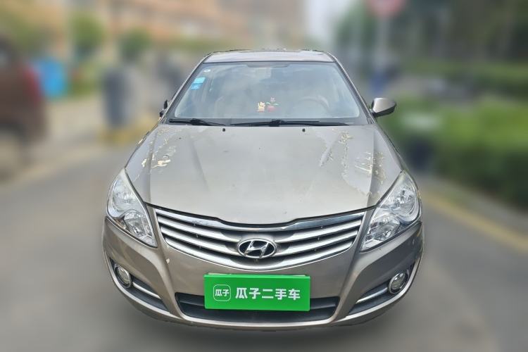 Used Hyundai Celesta 2011 1.6L Manual Comfort Edition Front
