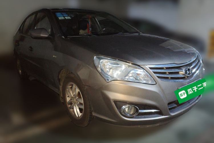 Used Hyundai Celesta 2011 1.6L Automatic Comfort Edition Front Right 45 Deg