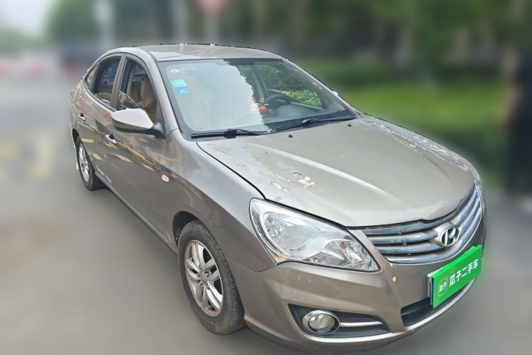 Used Hyundai Celesta 2011 1.6L Manual Comfort Edition Front Right 45 Deg