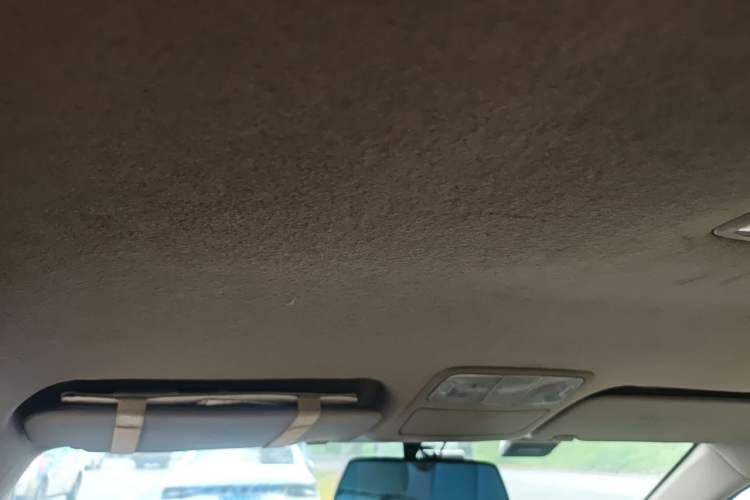Used Hyundai Celesta 2011 1.6L Manual Comfort Edition Headliner