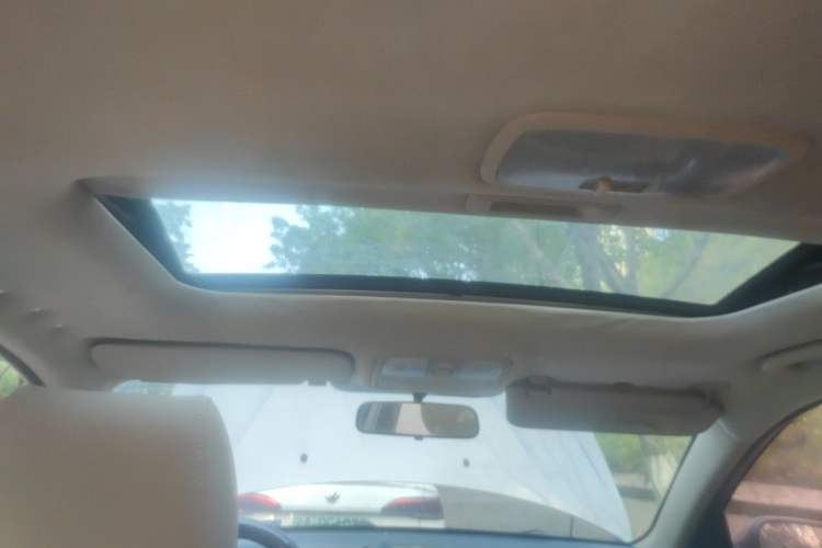 Used Hyundai Celesta 2011 1.6L Automatic Luxury Version Headliner