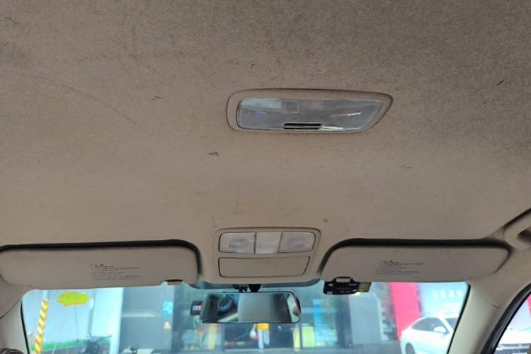 Used Hyundai Celesta 2011 1.6L Automatic Comfort Edition Headliner