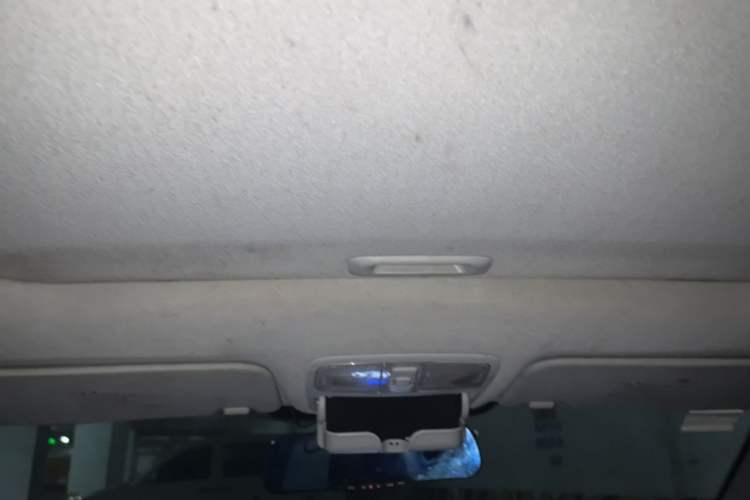 Used Hyundai Celesta 2011 1.6L Manual Luxury Model Headliner