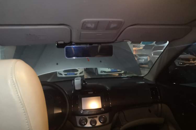 Used Hyundai Celesta 2011 1.6L Automatic Comfort Edition Headliner