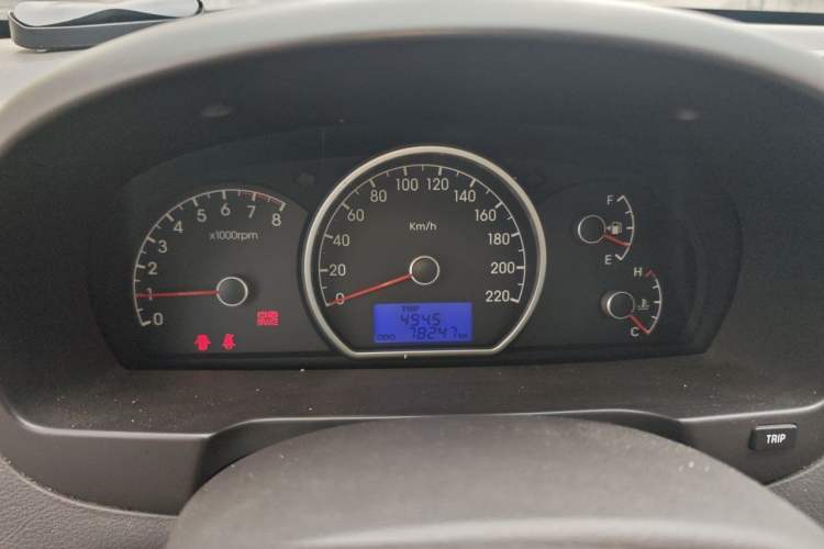 Used Hyundai Celesta 2011 1.6L Manual Luxury Model Instrument Cluster