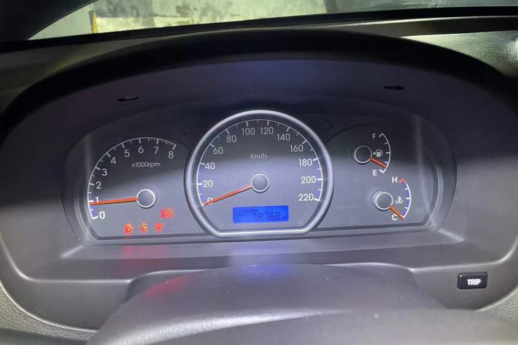Used Hyundai Celesta 2011 1.6L Automatic Comfort Edition Instrument Cluster