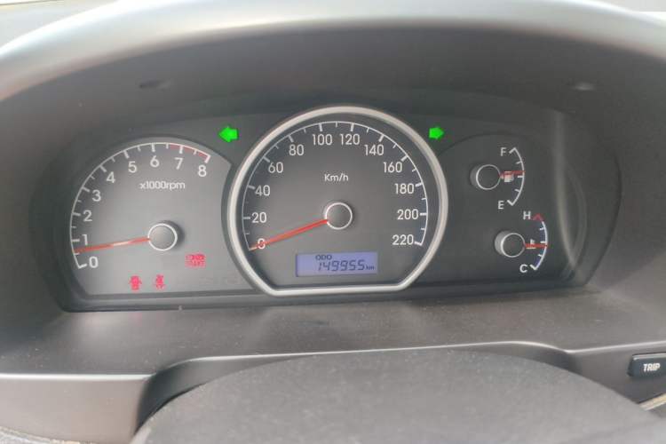 Used Hyundai Celesta 2011 1.6L Manual Comfort Edition Instrument Cluster