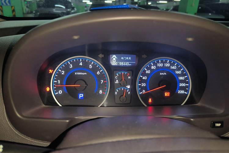 Used Hyundai Celesta 2011 1.6L Automatic Luxury Version Instrument Cluster