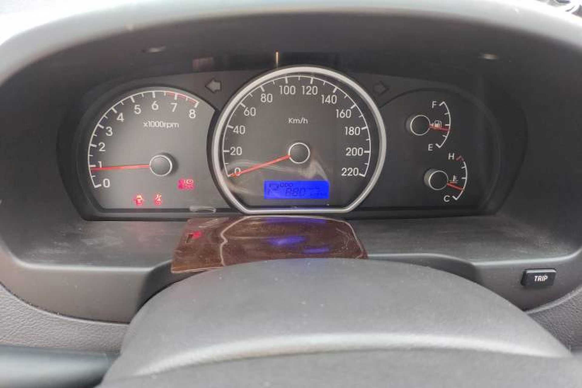 Used Hyundai Celesta 2011 1.6L Automatic Comfort Edition Instrument Cluster