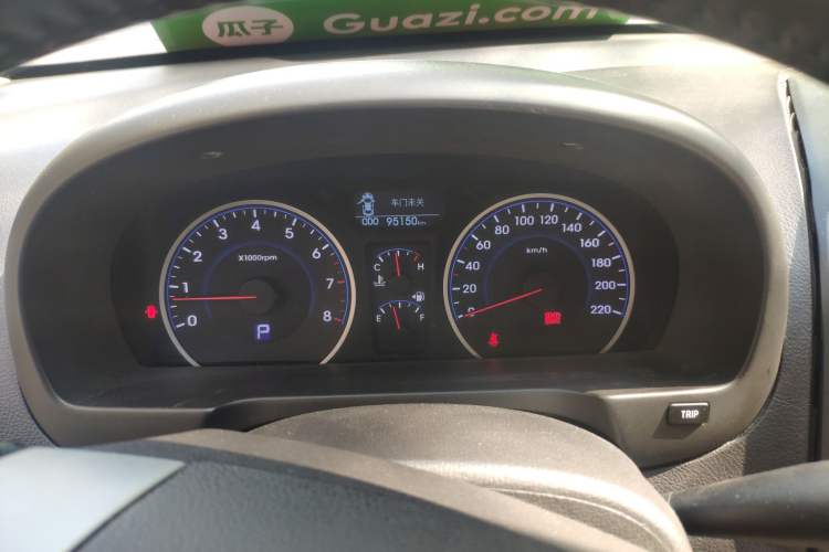 Used Hyundai Celesta 2011 1.6L Automatic Luxury Version Instrument Cluster