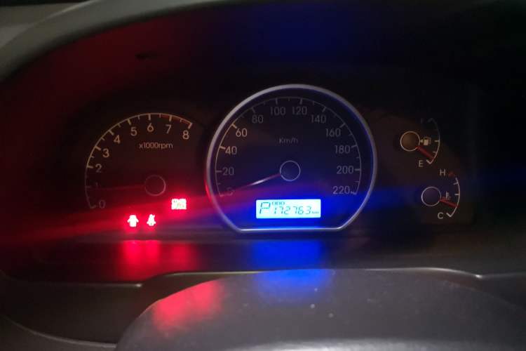 Used Hyundai Celesta 2011 1.6L Automatic Comfort Edition Instrument Cluster