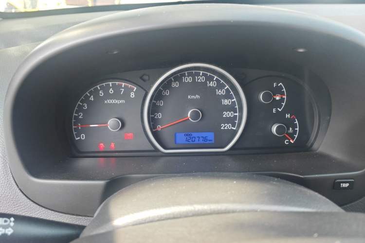 Used Hyundai Celesta 2011 1.6L Manual Comfort Edition Instrument Cluster