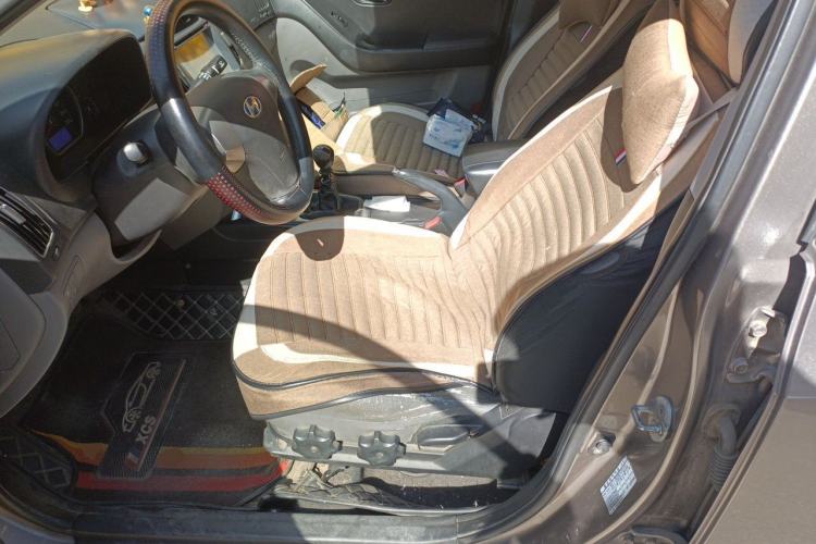 Used Hyundai Celesta 2011 1.6L Manual Luxury Model Left Front Seat