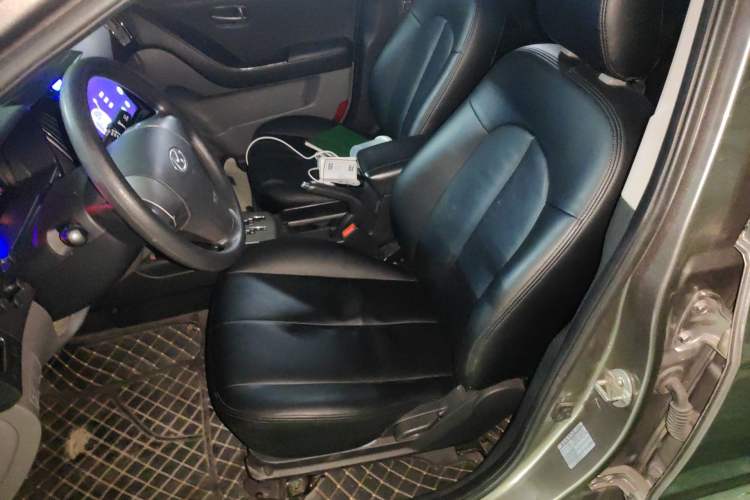 Used Hyundai Celesta 2011 1.6L Automatic Comfort Edition Left Front Seat