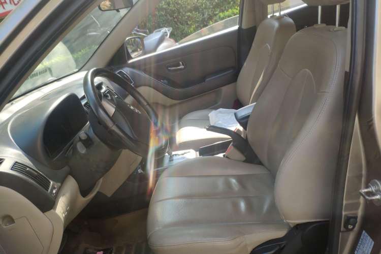 Used Hyundai Celesta 2011 1.6L Automatic Luxury Version Left Front Seat