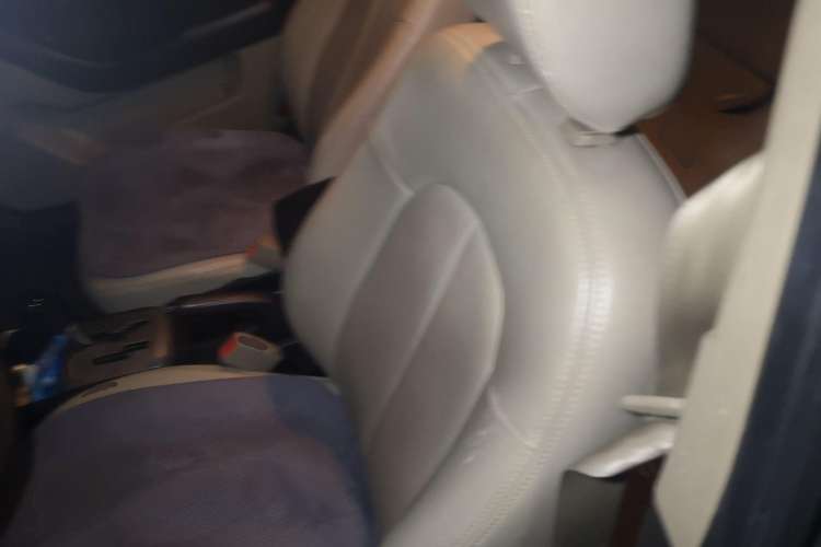 Used Hyundai Celesta 2011 1.6L Automatic Comfort Edition Left Front Seat