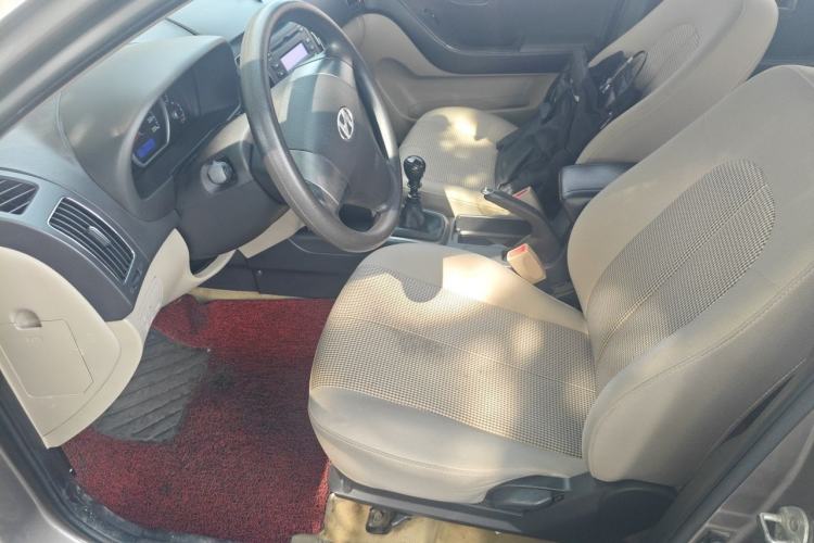 Used Hyundai Celesta 2011 1.6L Manual Comfort Edition Left Front Seat