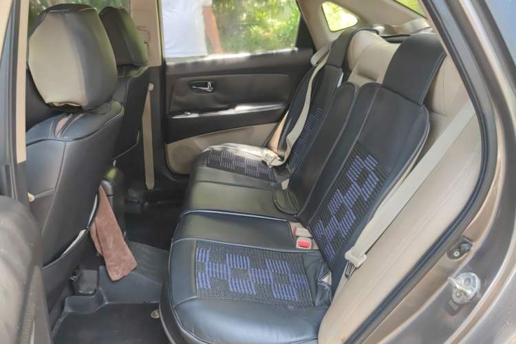 Used Hyundai Celesta 2011 1.6L Automatic Luxury Version Left Rear Seat