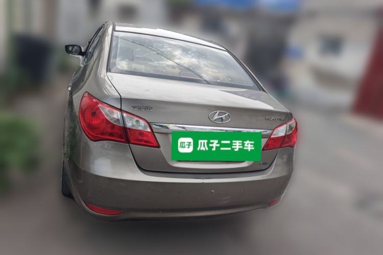 Used Hyundai Celesta 2011 1.6L Manual Luxury Model Rear