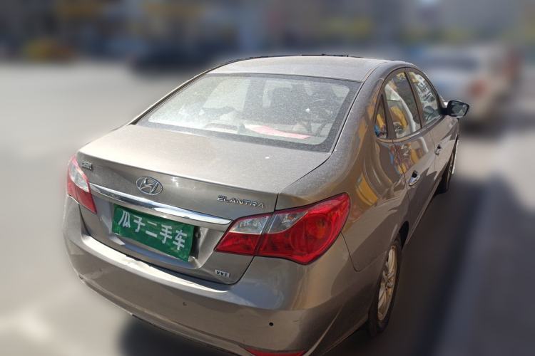 Used Hyundai Celesta 2011 1.6L Manual Luxury Model Rear Right 45 Deg