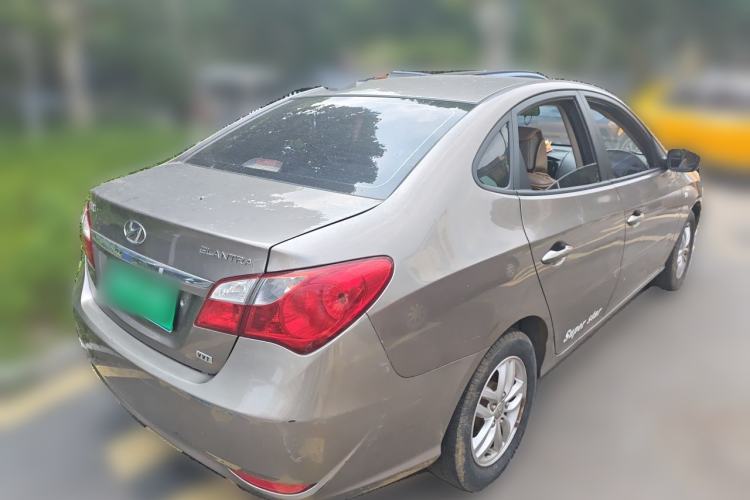Used Hyundai Celesta 2011 1.6L Manual Comfort Edition Rear Right 45 Deg