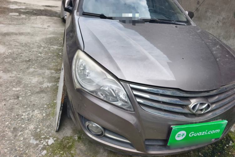 Used Hyundai Celesta 2011 1.6L Manual Luxury Model Right Front Headlight