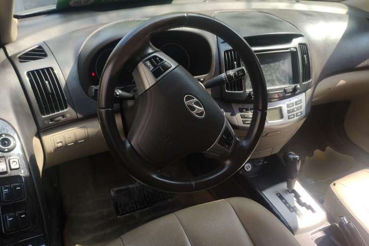 Used Hyundai Celesta 2011 1.6L Automatic Luxury Version Steering Wheel