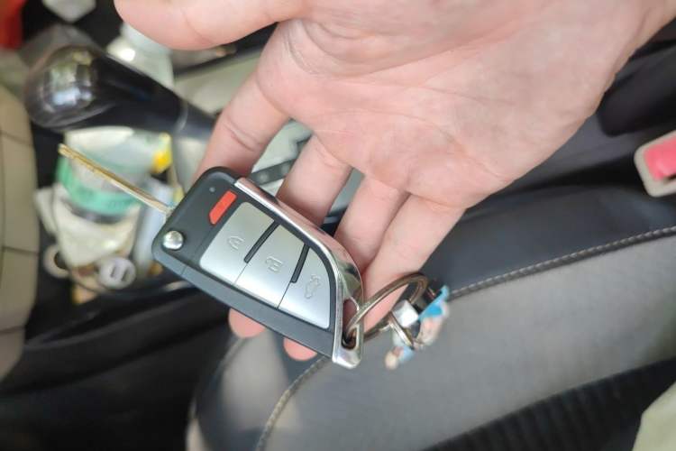 Used Hyundai Celesta 2011 1.6L Automatic Luxury Version Vehicle Key