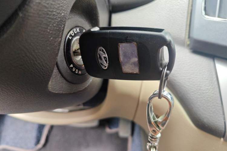 Used Hyundai Celesta 2011 1.6L Automatic Luxury Version Vehicle Key