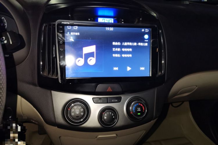 Used Hyundai Celesta 2011 1.6L Manual Comfort Edition Audio And AC Panel