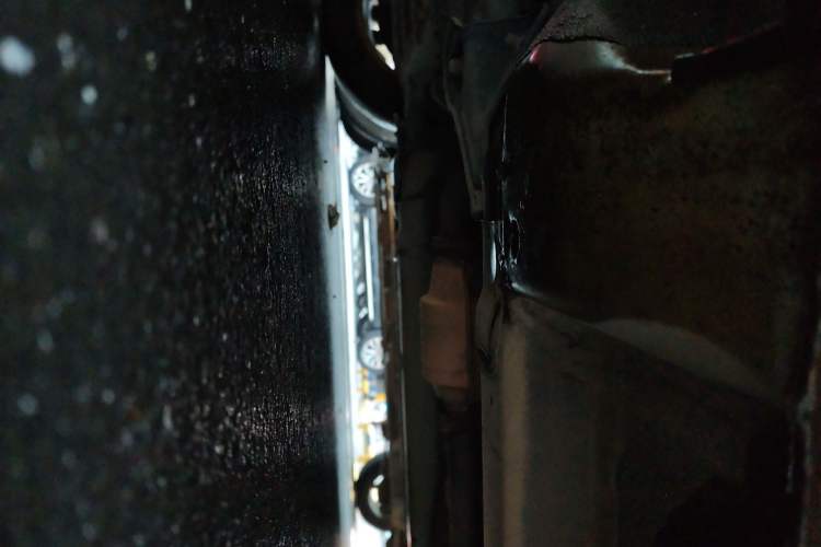 Used Hyundai Celesta 2011 1.6L Automatic Comfort Edition Chassis Front Left