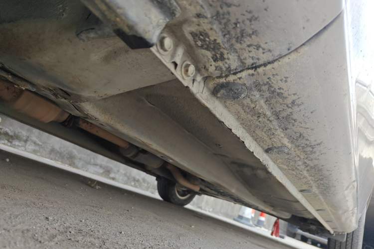 Used Hyundai Celesta 2011 1.6L Manual Comfort Edition Chassis Front Left