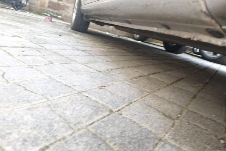 Used Hyundai Celesta 2011 1.6L Automatic Comfort Edition Chassis Front Right