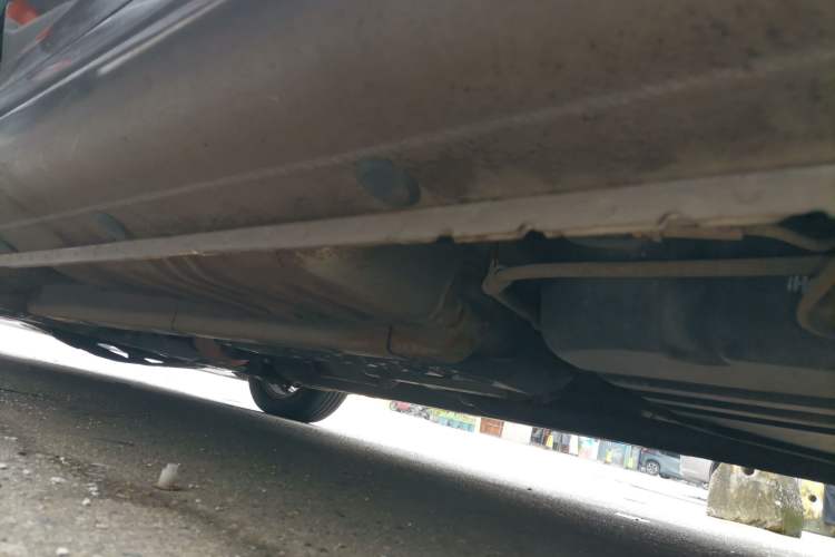 Used Hyundai Celesta 2011 1.6L Automatic Comfort Edition Chassis Rear Left
