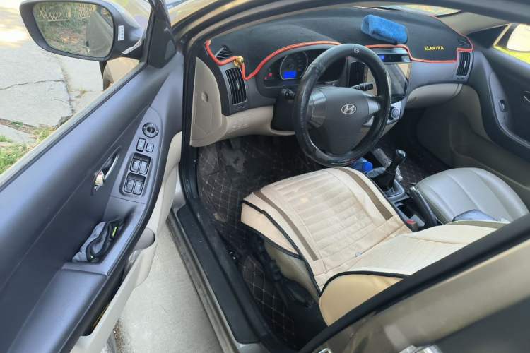 Used Hyundai Celesta 2011 1.6L Manual Luxury Model Driver Seat