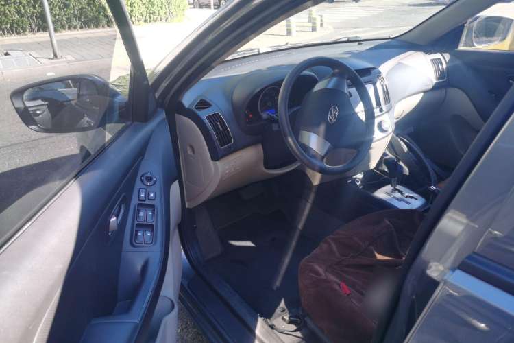 Used Hyundai Celesta 2011 1.6L Automatic Comfort Edition Driver Seat