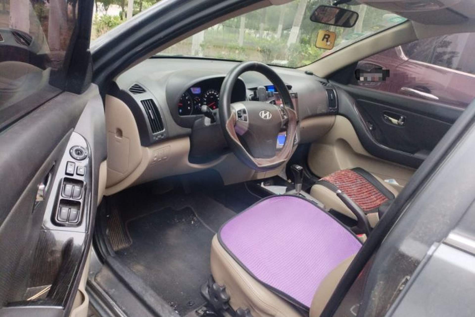 Used Hyundai Celesta 2011 1.6L Automatic Luxury Version Driver Seat