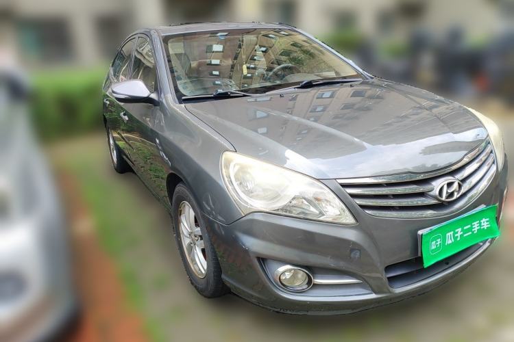 Used Hyundai Celesta 2011 1.6L Automatic Luxury Version Front Right 45 Deg