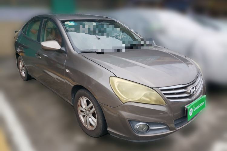 Used Hyundai Celesta 2011 1.6L Automatic Comfort Edition Front Right 45 Deg