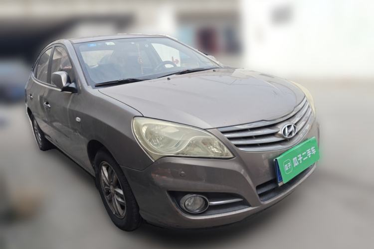 Used Hyundai Celesta 2011 1.6L Manual Comfort Edition Front Right 45 Deg