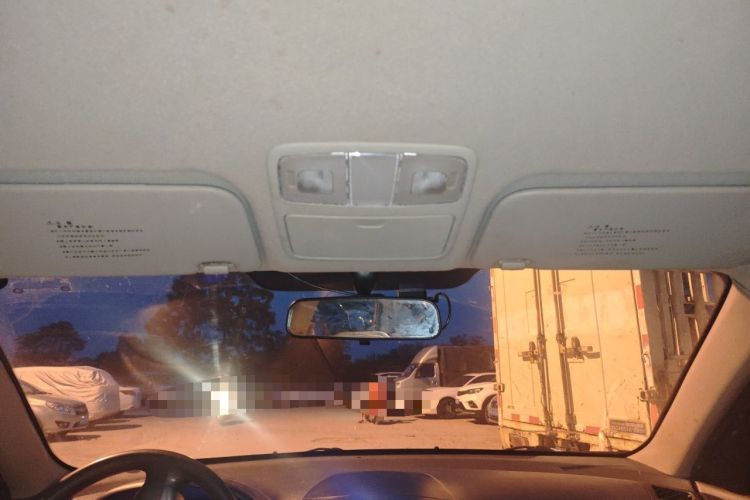 Used Hyundai Celesta 2011 1.6L Automatic Comfort Edition Headliner