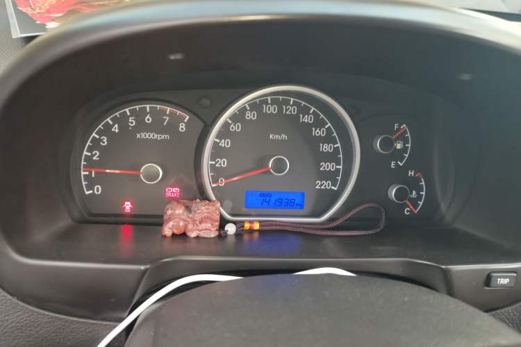 Used Hyundai Celesta 2011 1.6L Manual Comfort Edition Instrument Cluster